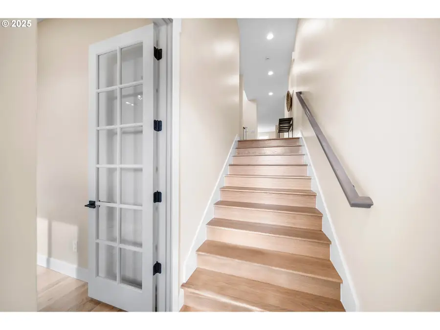 3813 SW Mckinley St, Gresham, OR 97080 - Image #3