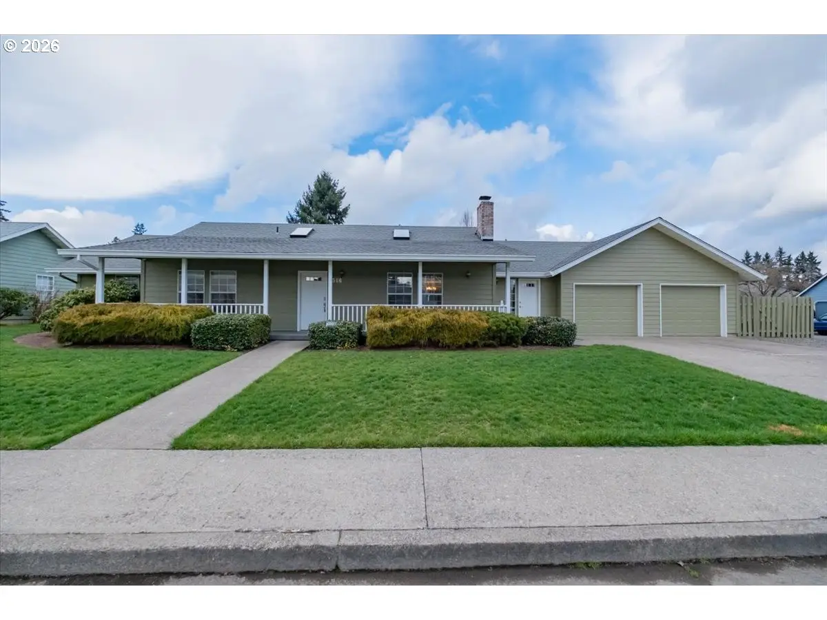 1566 NE Laurelwood Cir, Canby, OR 97013 - #1