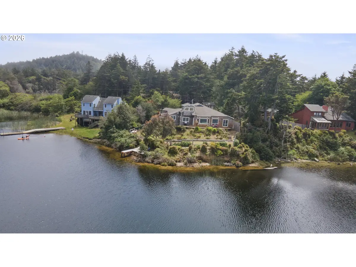 1008 Lakeshore Dr, Port Orford, OR 97465 - #1