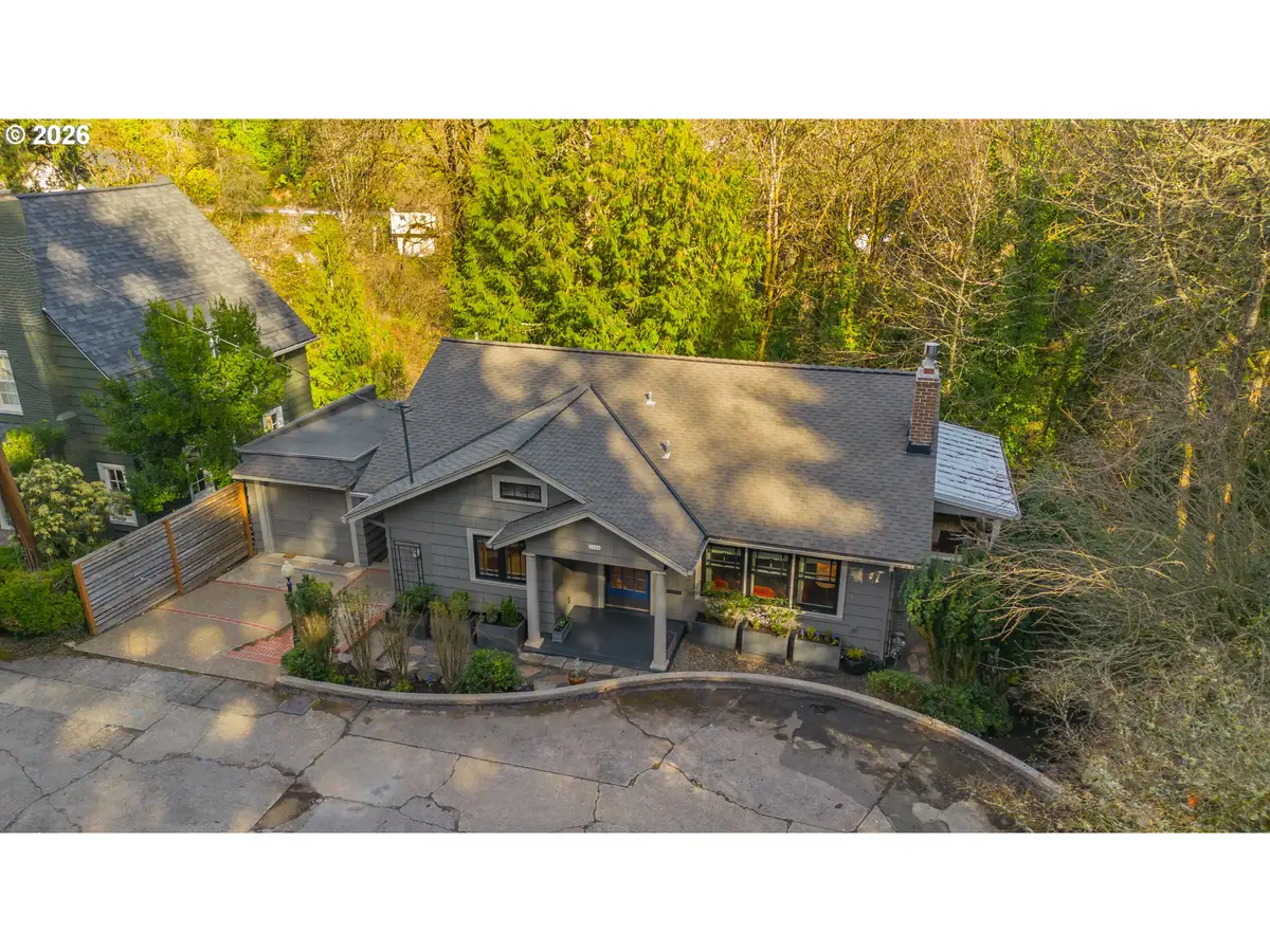 2666 SW Brae Mar Ct, Portland, OR 97201 - #1