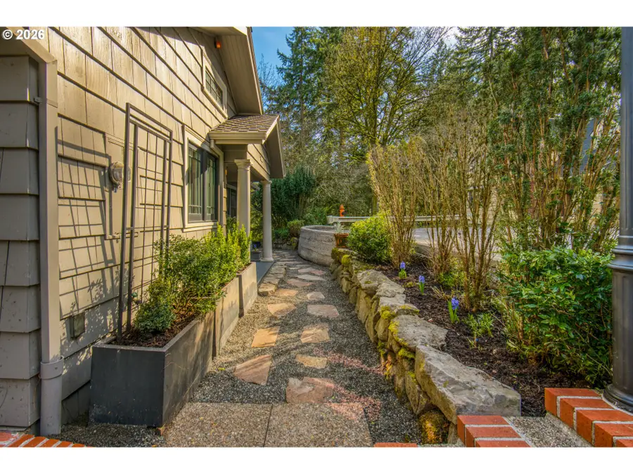 2666 SW Brae Mar Ct, Portland, OR 97201 - #3