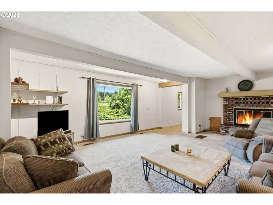 1109 Country Club Rd, Hoodriver, OR 97031 - #3
