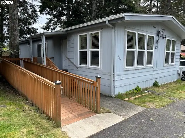 505 Shorepines Pl, Coos Bay, OR 97420 - #3