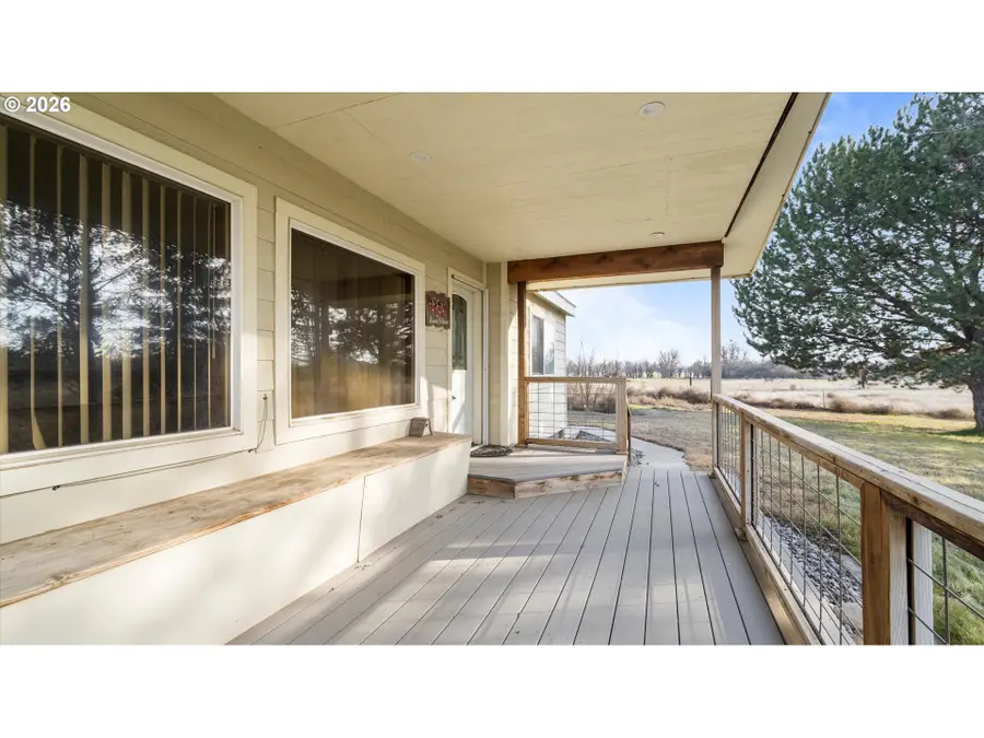 32265 E Punkin Center Rd, Hermiston, OR 97838 - Image #2
