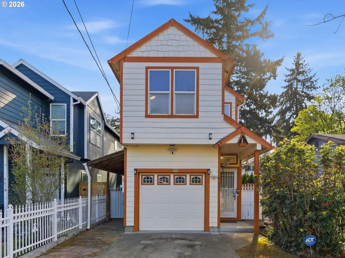 9606 N Clarendon Ave, Portland, OR 97203 - #1