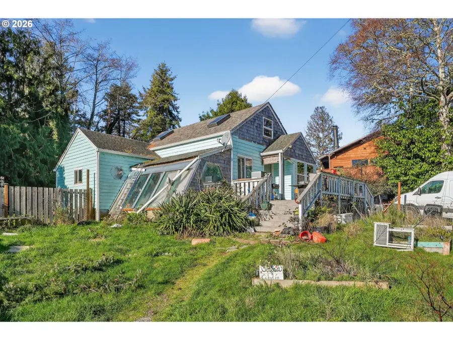 4877 NE H Ave, Neotsu, OR 97364 - #2