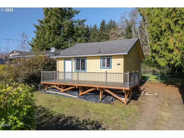 5143 NE 50th St, Neotsu, OR 97364