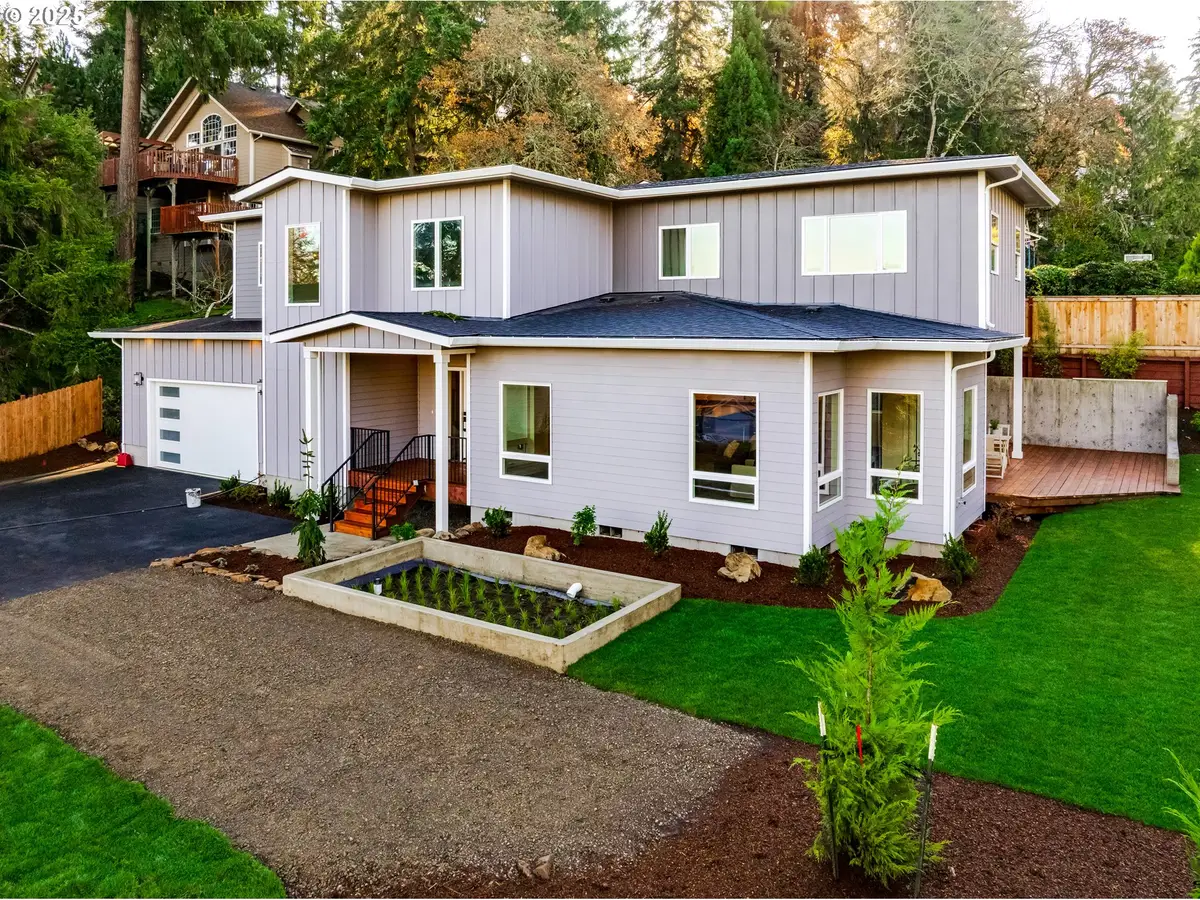 2240 W 25th Pl, Eugene, OR 97405 - Image #1