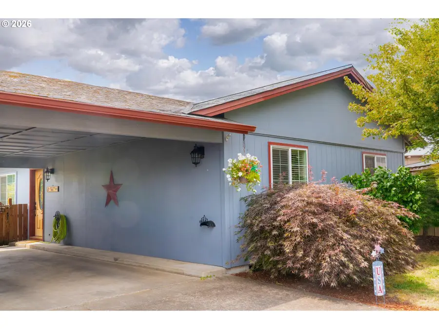 5209 G St, Springfield, OR 97478 - #3