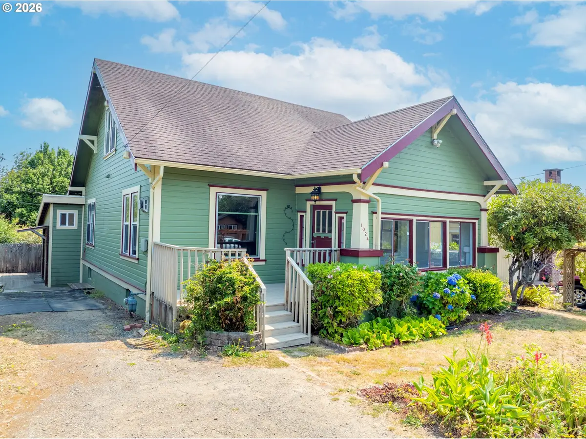 1024 S 5th St, Coos Bay, OR 97420 - #1