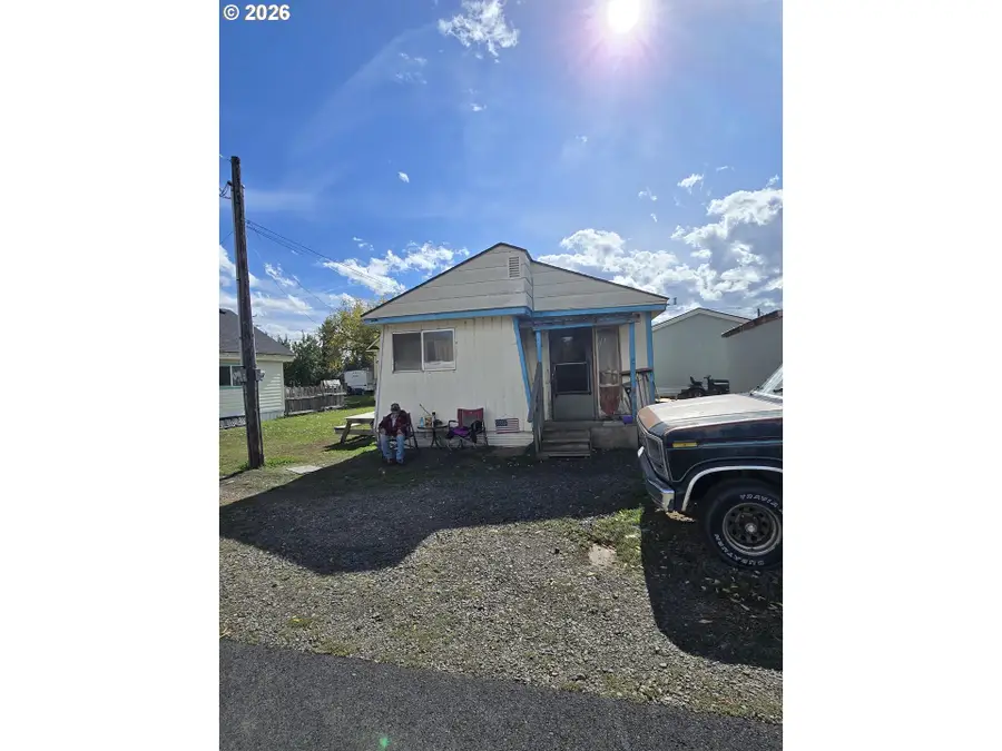 505 W 8th St, Wallowa, OR 97885 - Image #2