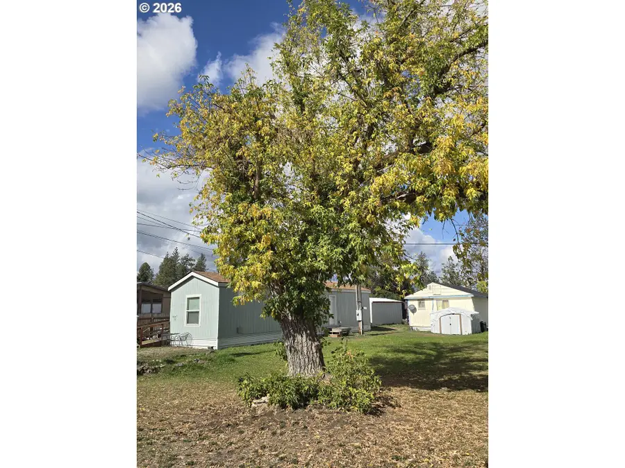 505 W 8th St, Wallowa, OR 97885 - Image #3
