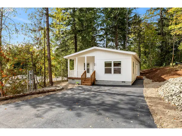 487 Haussler Rd, Kelso, WA 98626
