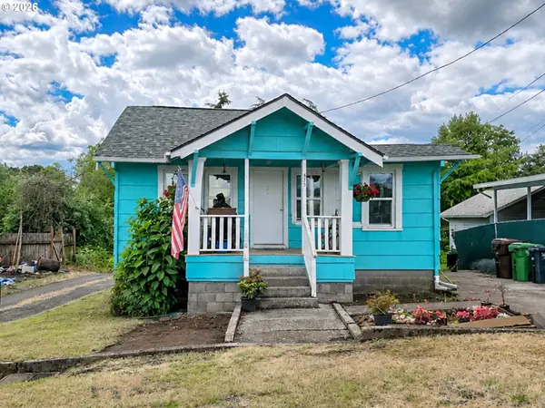 475 S 4th St, StHelens, OR 97051