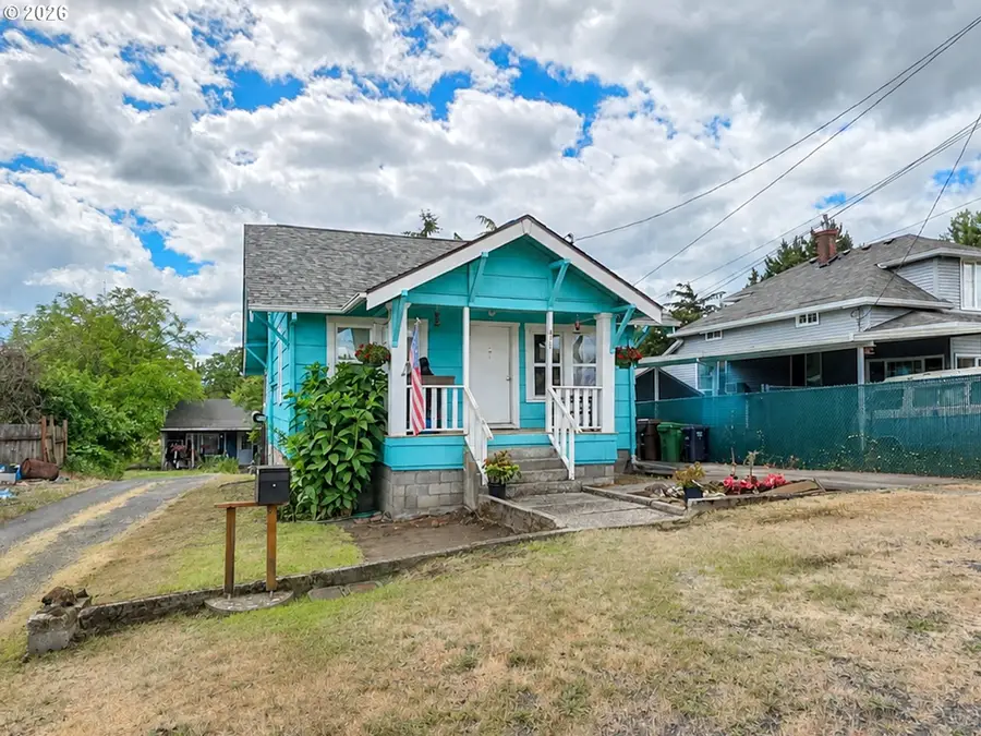 475 S 4th St, Saint Helens, OR 97051 - #2