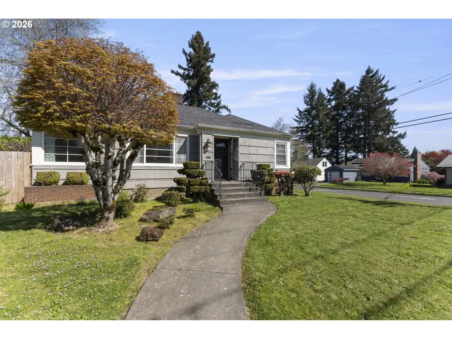 3635 NE Going St, Portland, OR 97211 - #2