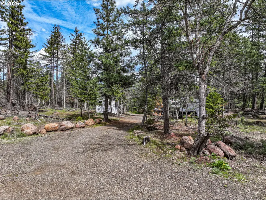 29 Weona Rd, Goldendale, WA 98620 - #2