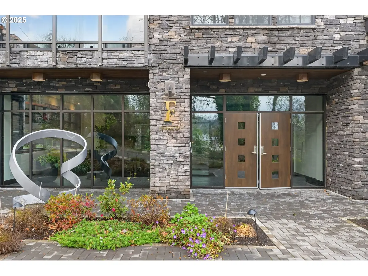 21 D Ave #5, Lake Oswego, OR 97034 - Image #1