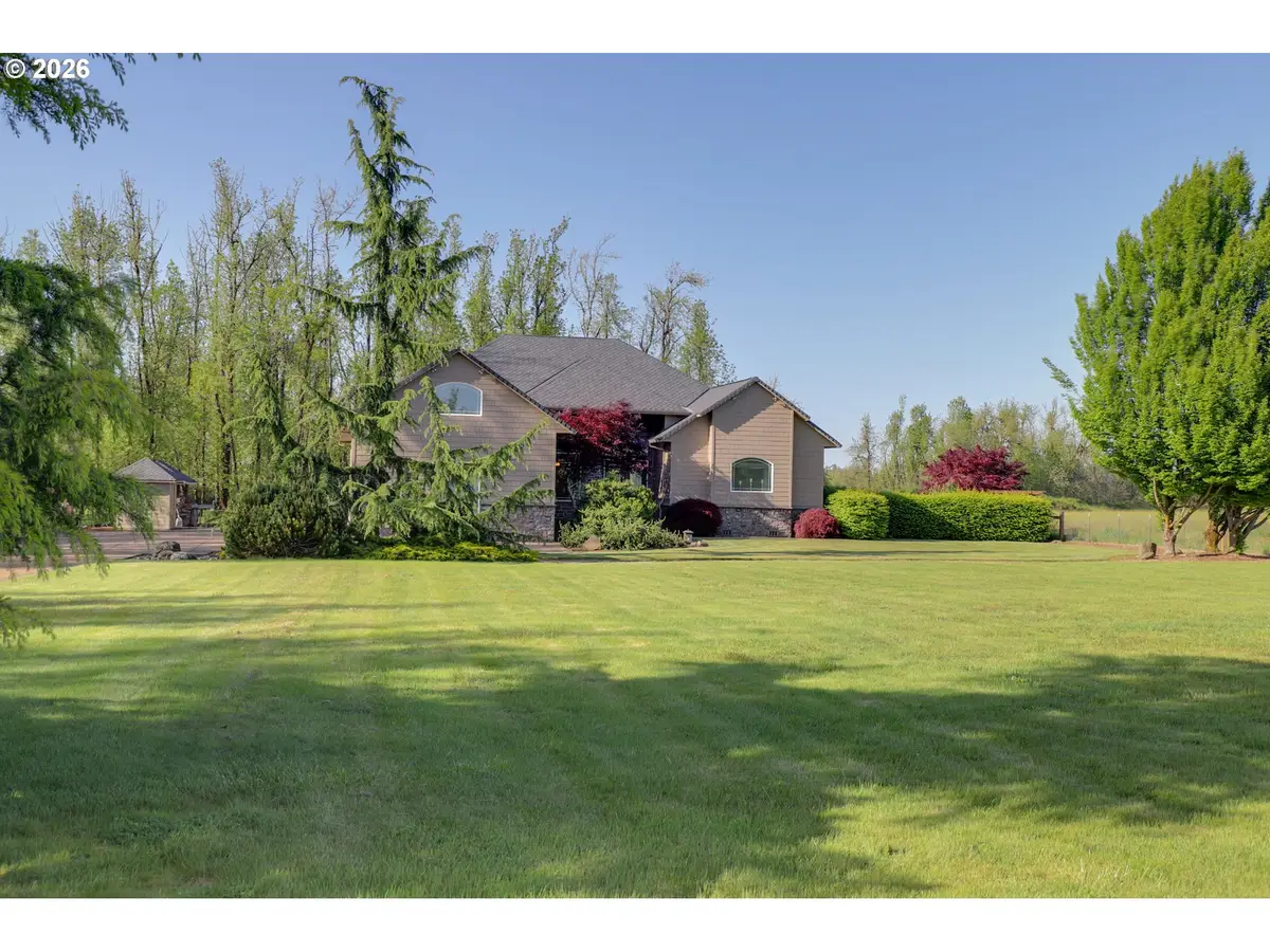 33391 Howe Ln, Creswell, OR 97426 - #1