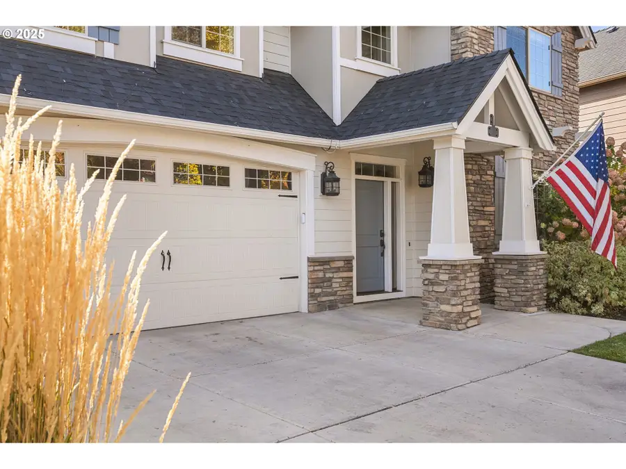 647 NW 28th St, Redmond, OR 97756 - Image #3