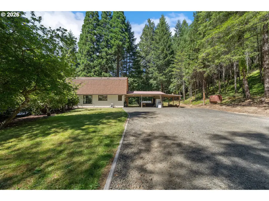 10024 Hubbard Creek Rd, Umpqua, OR 97486 - #2