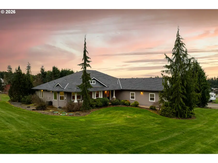 37201 NW 29th Ave, La Center, WA 98629 - #2