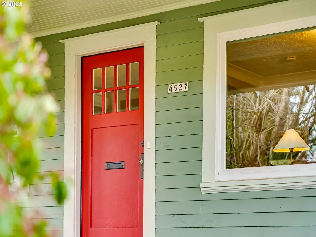 4527 SE 74th Ave, Portland, OR 97206 - Image #1