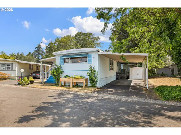 1475 Green Acres Rd #142, Eugene, OR 97408