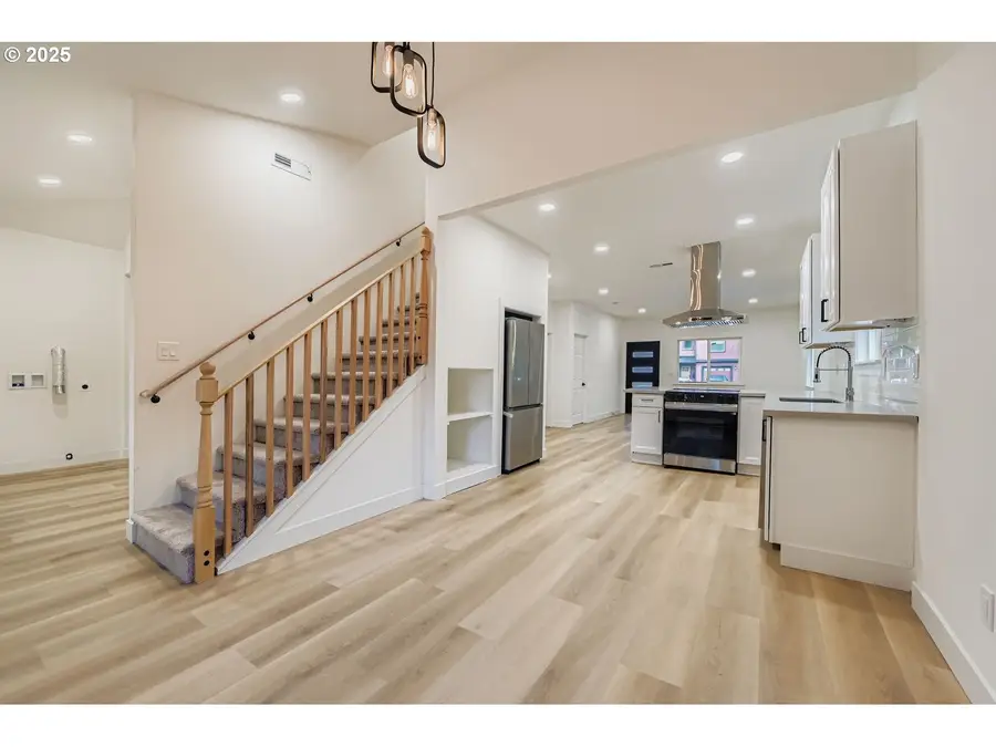 4734 NE 100th Ave, Portland, OR 97220 - Image #3