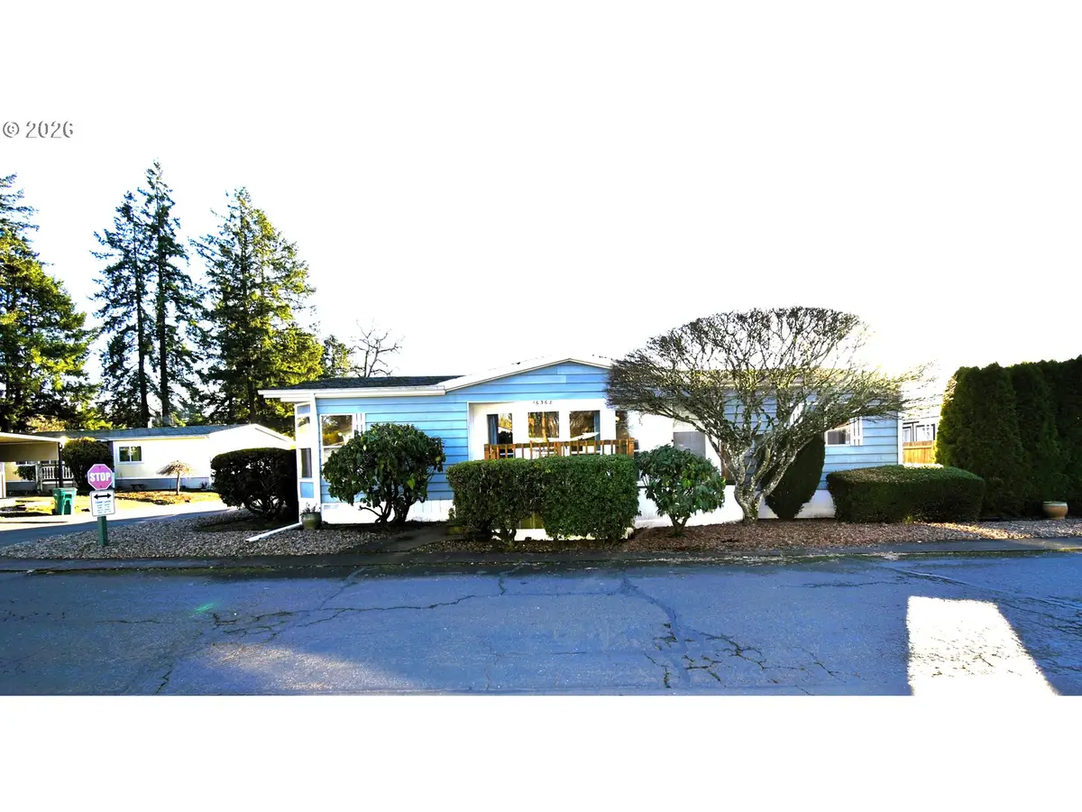 16368 SE 135th Ave #10, Clackamas, OR 97015 - Image #1