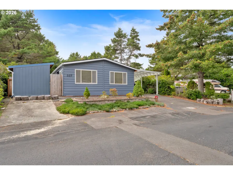1601 Rhododendron Dr #669, Florence, OR 97439 - #3