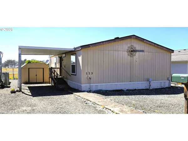 94120 Strahan St #113, GoldBeach, OR 97444