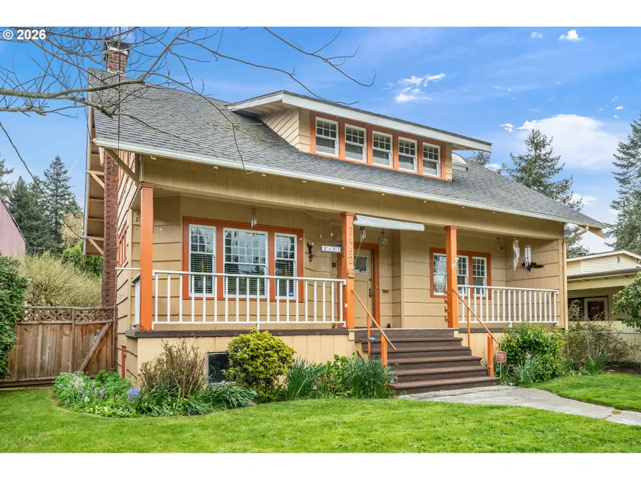 7462 N Dwight Ave, Portland, OR 97203 - #3