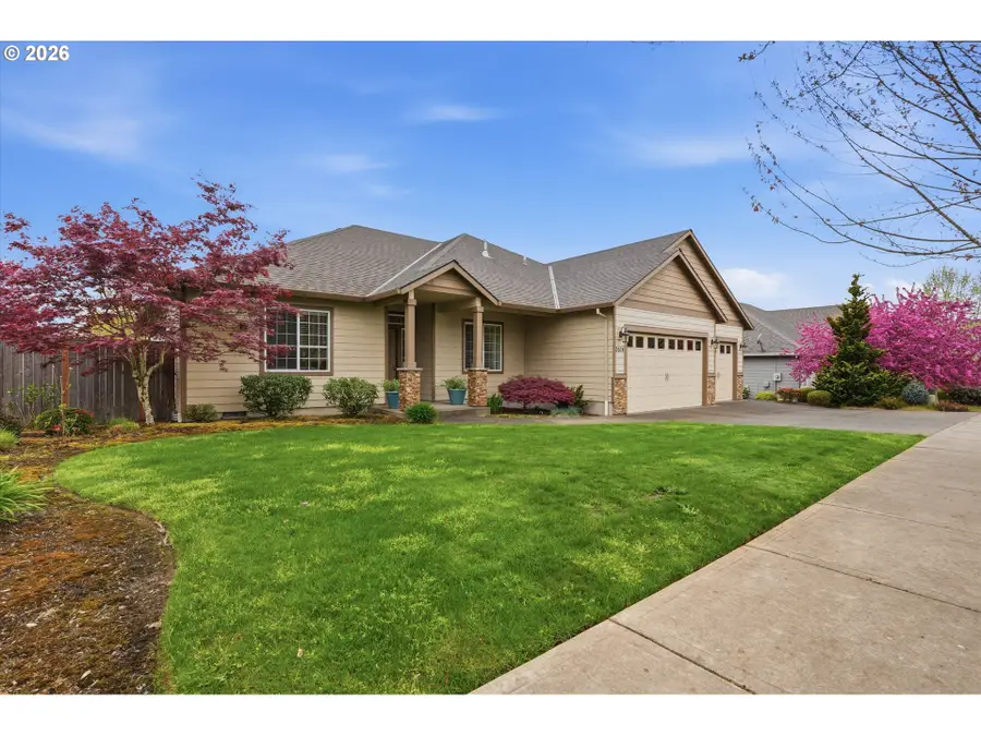 2674 NW Mt Ashland Dr, McMinnville, OR 97128 - #3