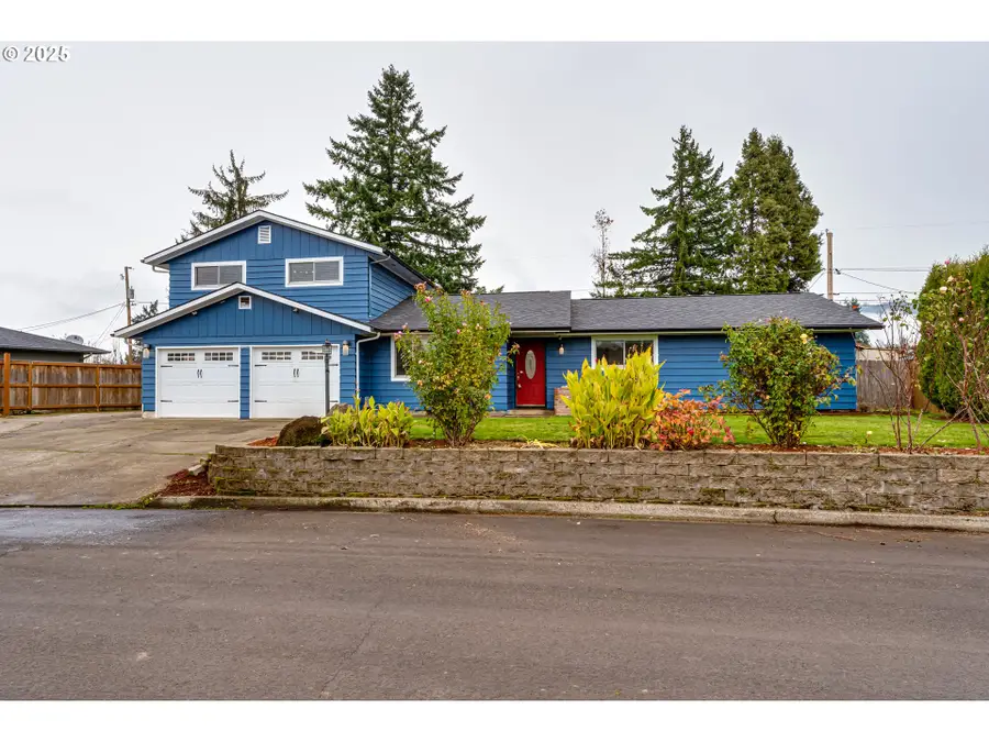 2230 Viewmont Ave, Springfield, OR 97477 - Image #2