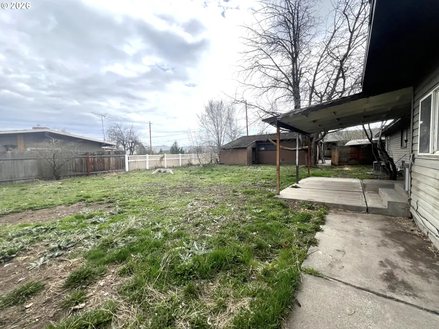 3670 Cedar St, Baker City, OR 97814 - #3