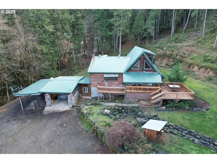 468 Starbuck Ln, Myrtle Creek Riddle, OR 97457 - Image #2