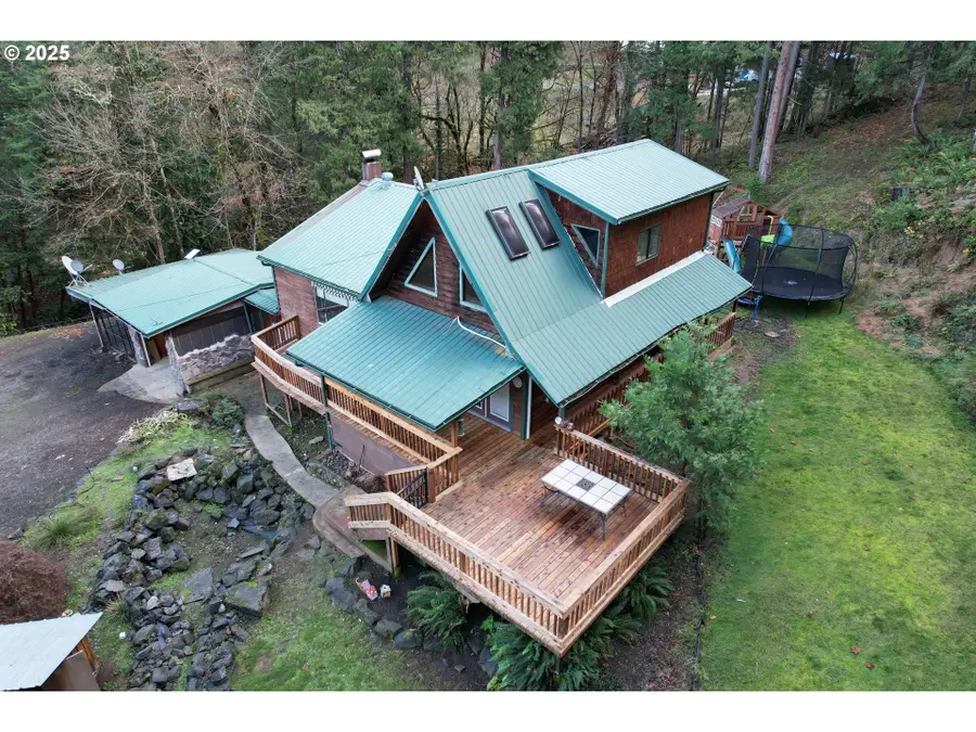 468 Starbuck Ln, Myrtle Creek Riddle, OR 97457 - Image #3