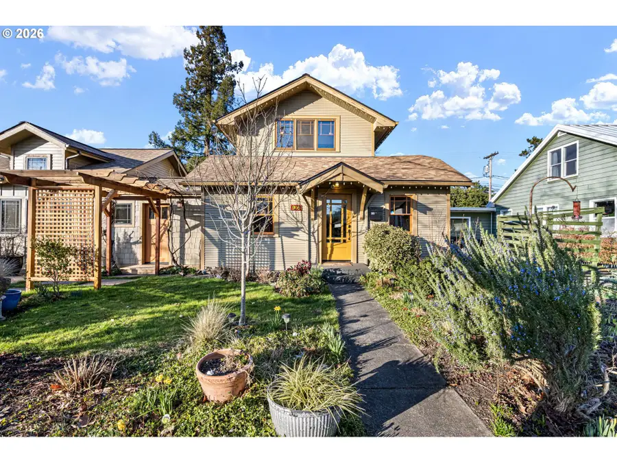 916 G St, Springfield, OR 97477 - Image #3