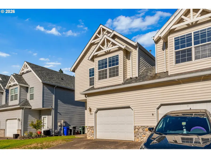 7421 NE Shaleen St, Hillsboro, OR 97124 - #2