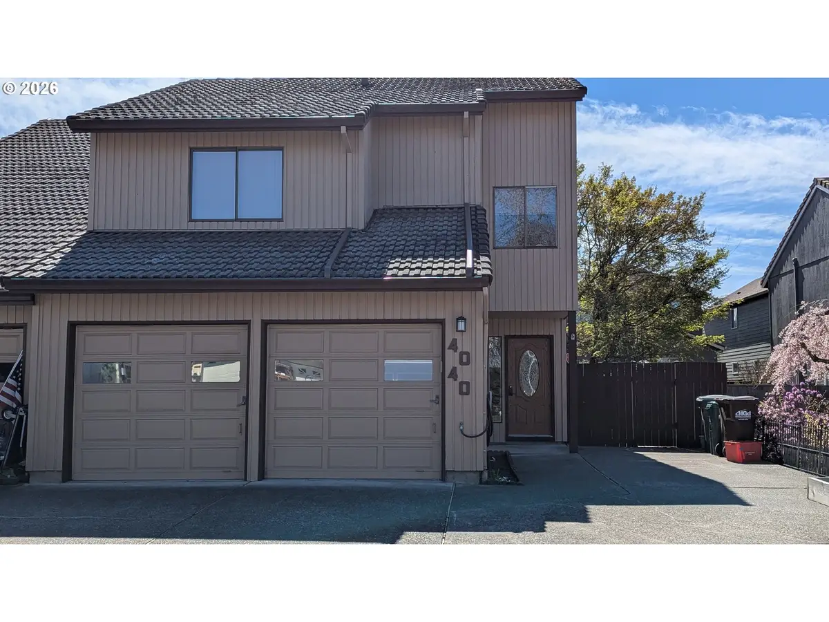 4040 SE Wynnwood Dr, Hillsboro, OR 97123 - #1