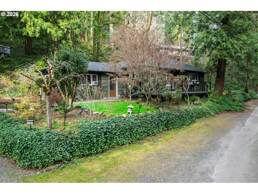 2685 SW 89th Ave, Portland, OR 97225 - Image #2