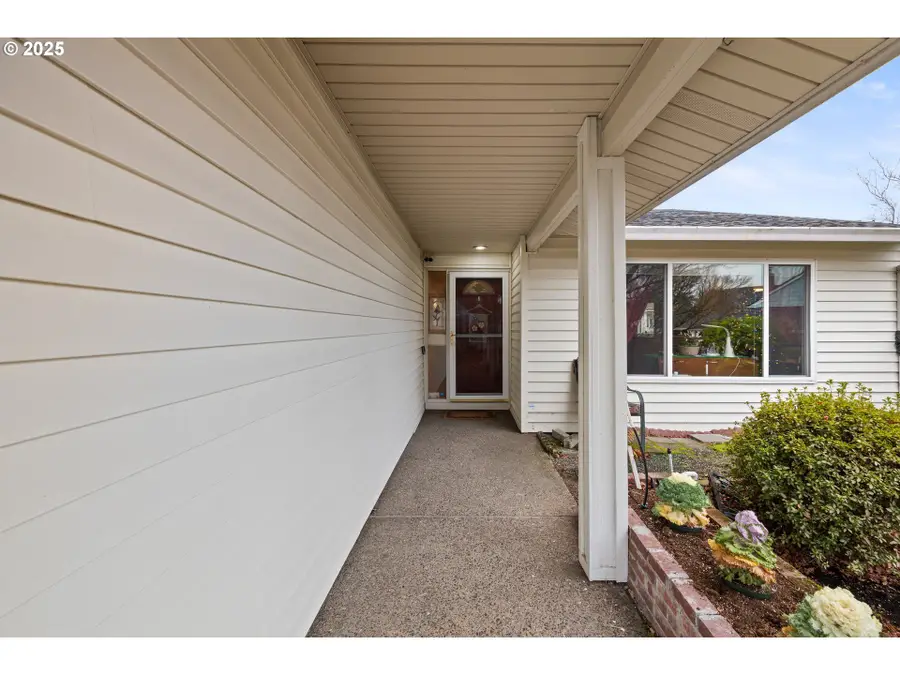 1811 NE 149th Ave, Portland, OR 97230 - Image #2