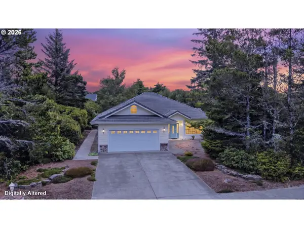 131 Shoreline Dr, Florence, OR 97439