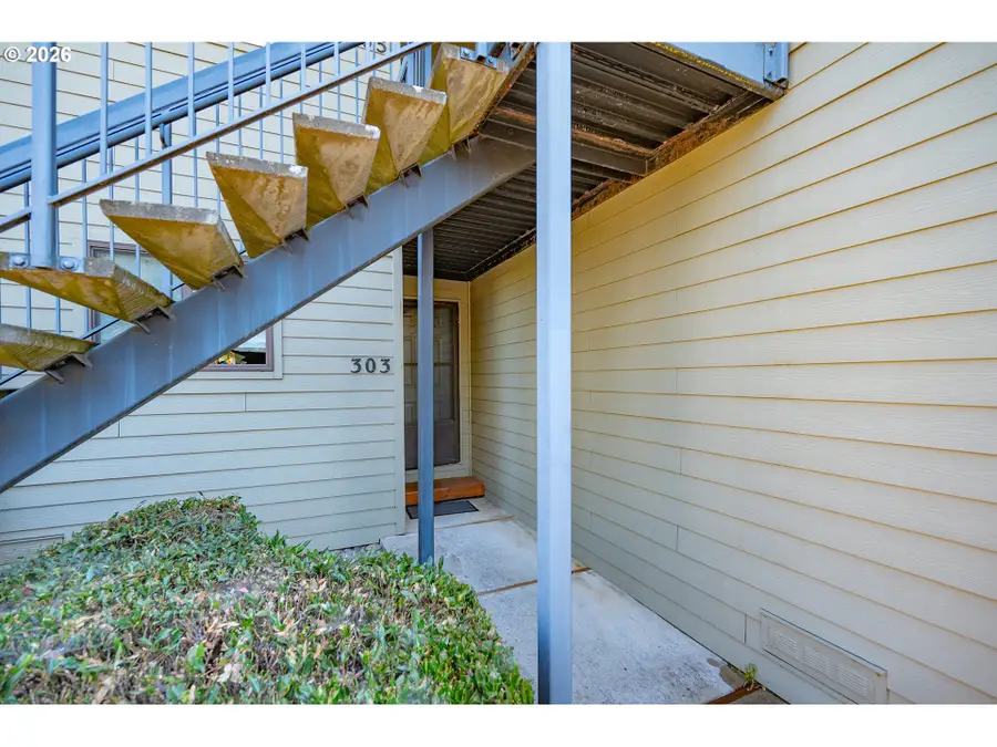 303 Country Club Rd, Eugene, OR 97401 - #3