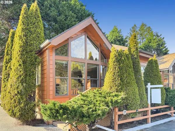 97748 N Bank Chetco River Rd #12, Brookings, OR 97415