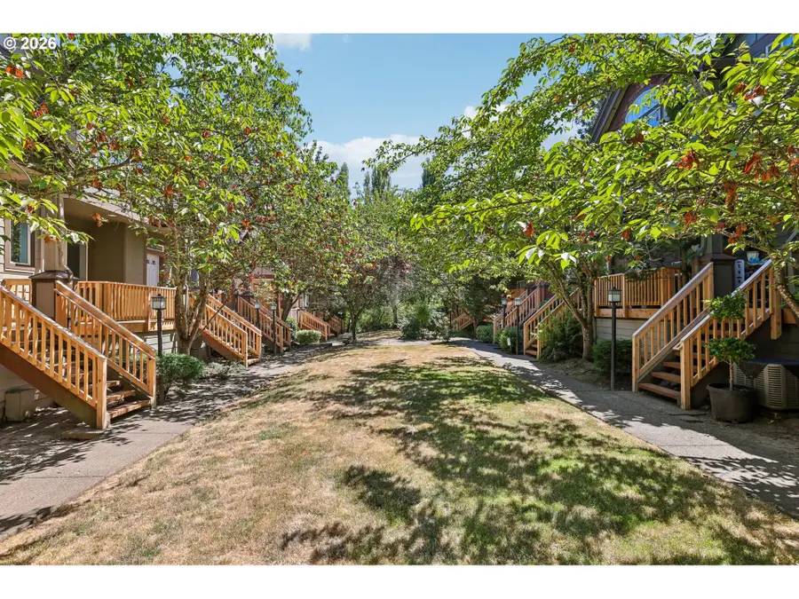 16236 SW Gage Ln, Beaverton, OR 97006 - #3