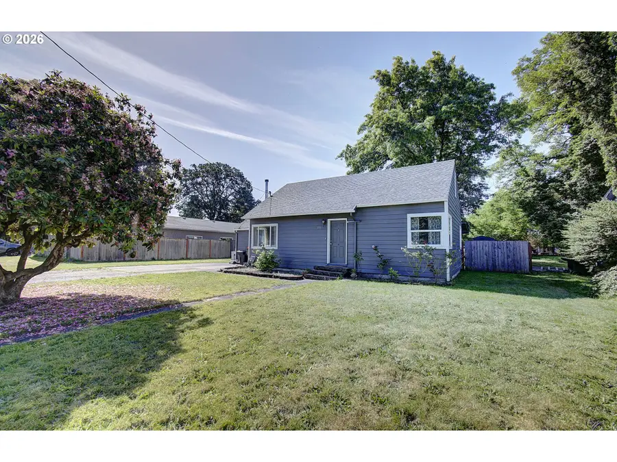 779 Washington St, Woodland, WA 98674 - #2