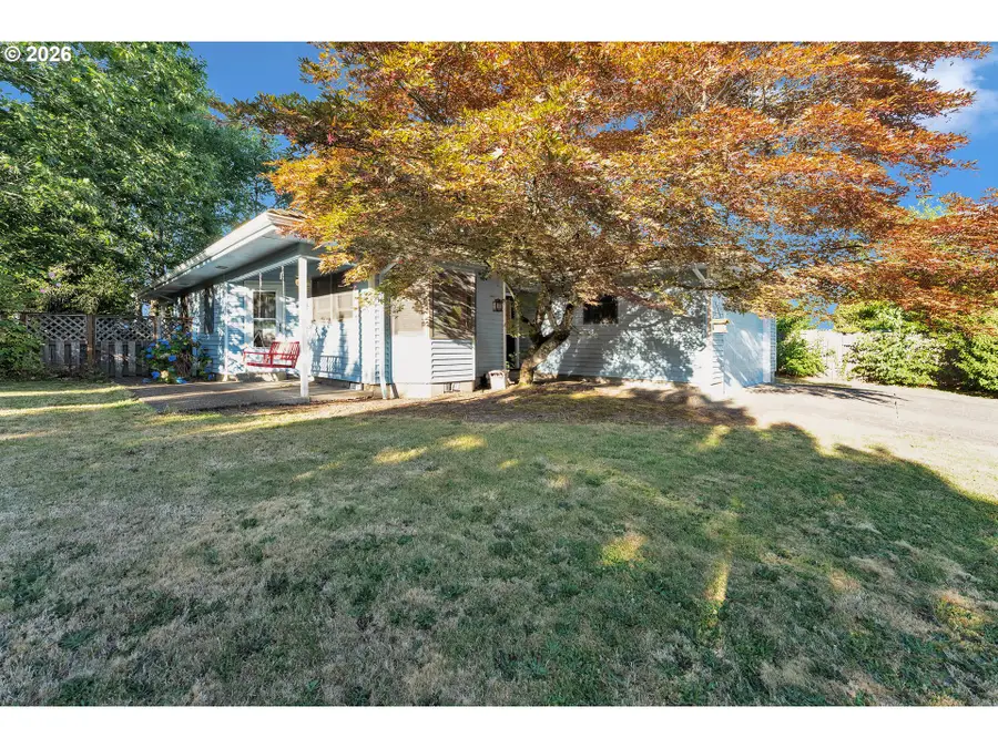 600 E Mountainview Dr, Newberg, OR 97132 - #3
