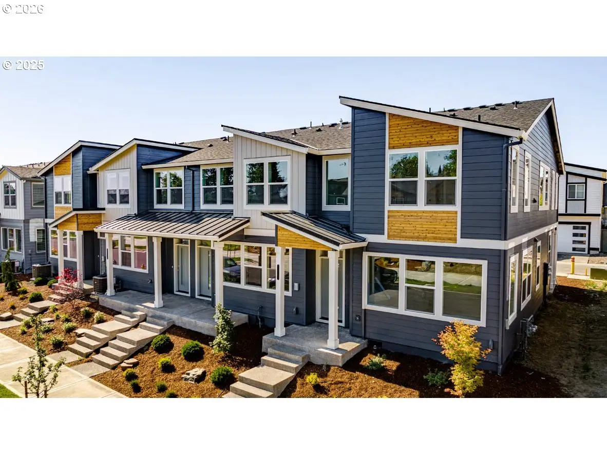 6402 SE Nasha St, Hillsboro, OR 97123 - #1